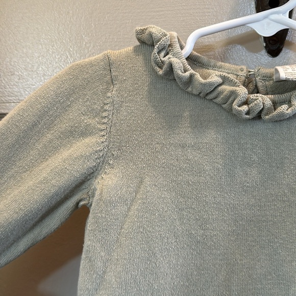 H&M Sweater - Picture 3 of 4